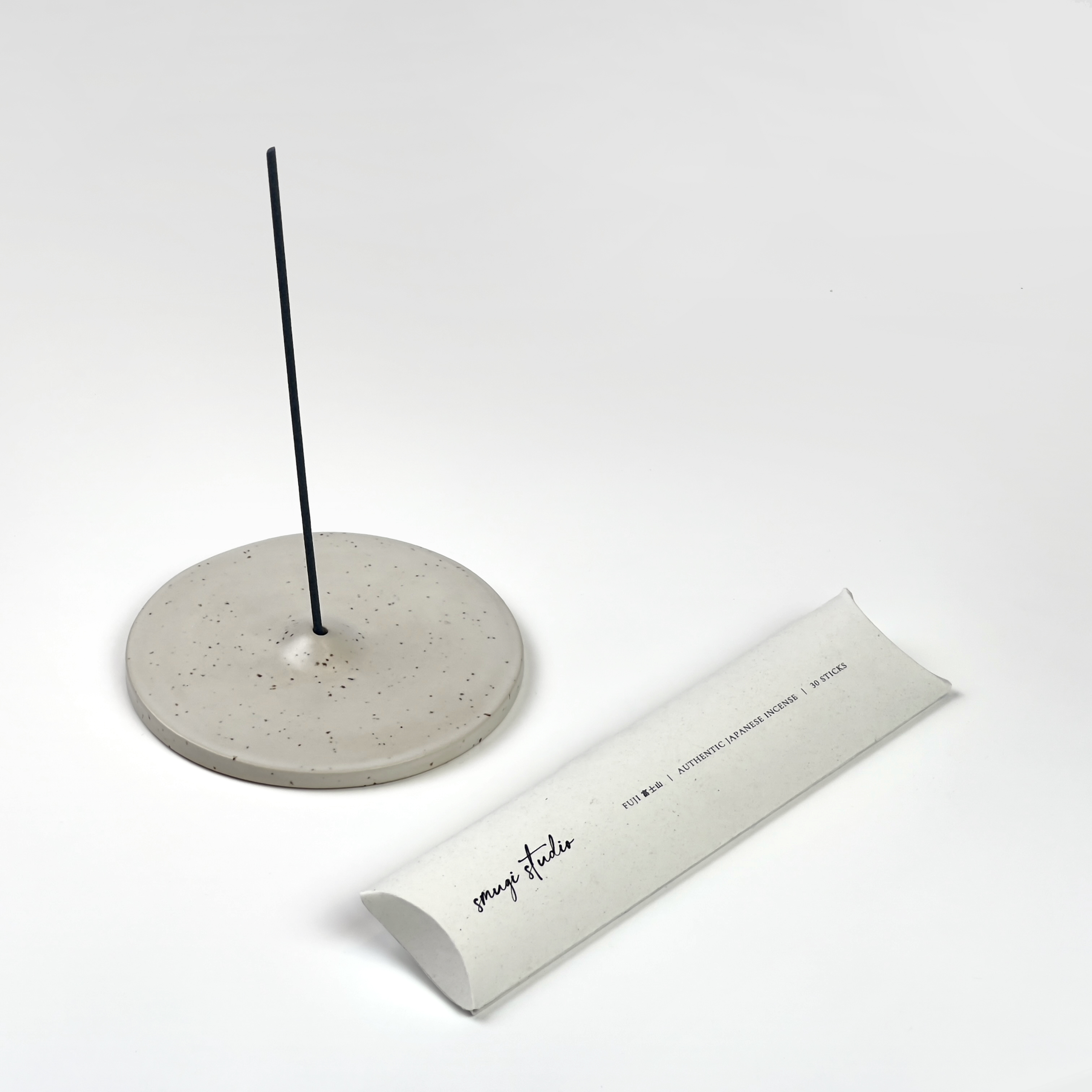 WHITE SMOKE SET | Speckled Ceramic Incense Holder + Japanese Incense Sticks