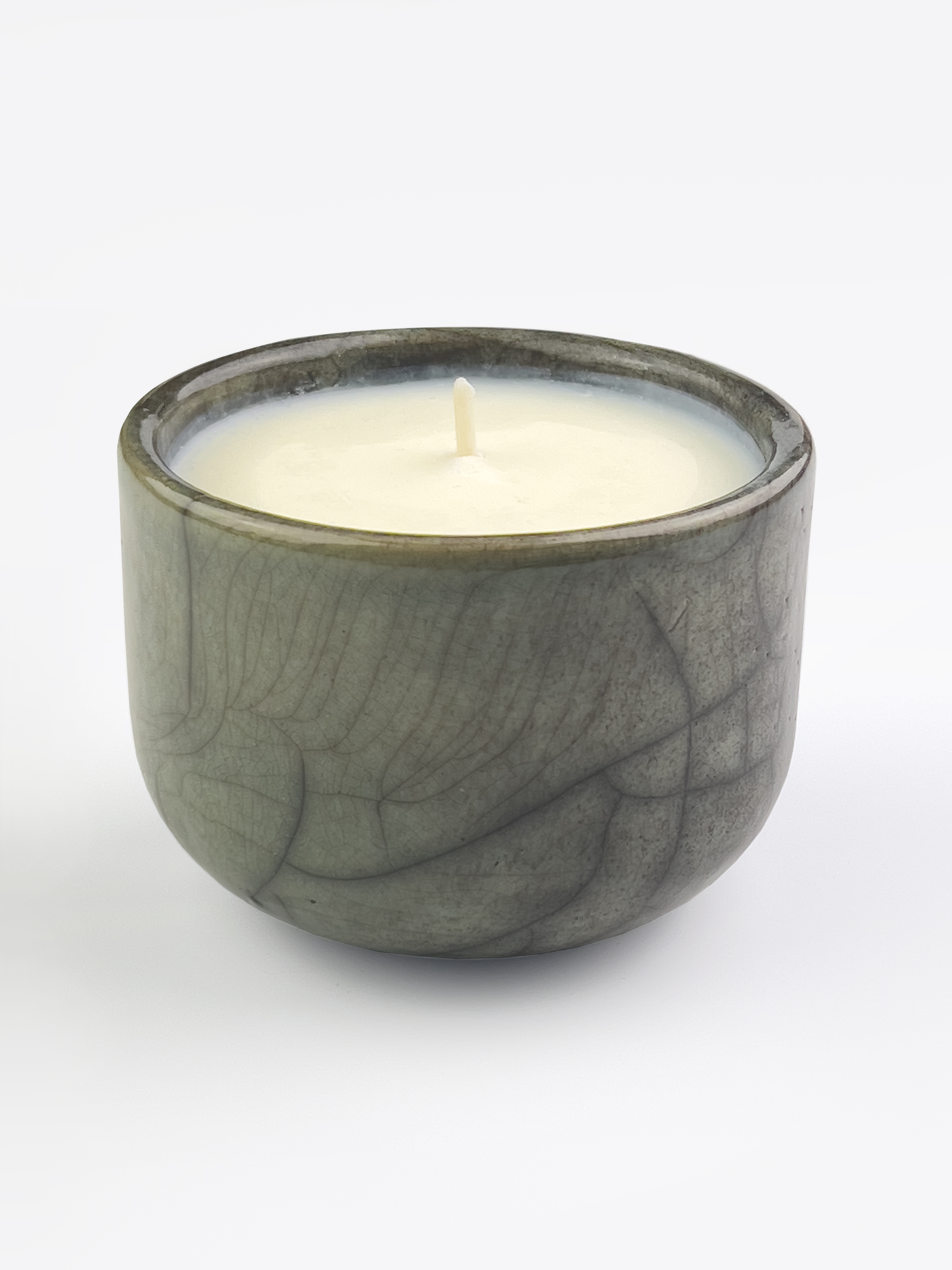 PATINA Artisanal Scented Candle in Raku Ceramic | White Cedar, Tonka & Jasmine |